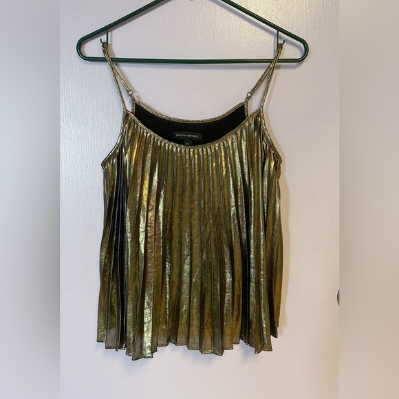Banana Republic Top - Picture 1 of 8